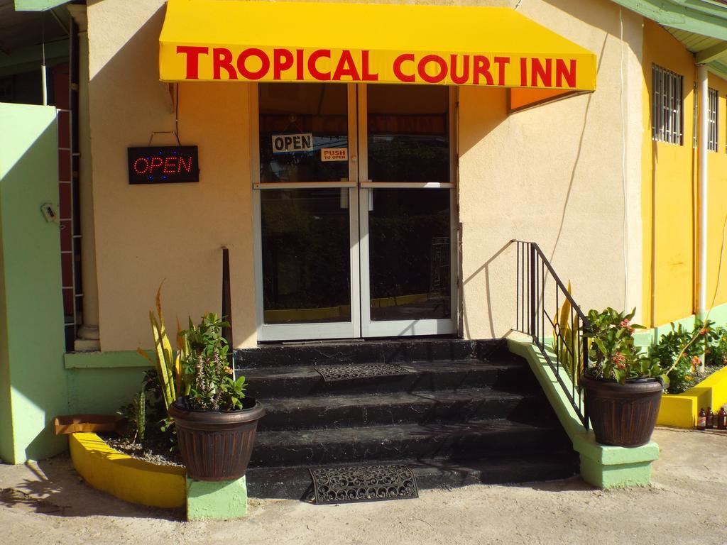 Tropical Court Inn New Кінгстон Екстер'єр фото